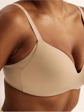 Knix WingWoman Wireless Contour Bra Beige Size 6+